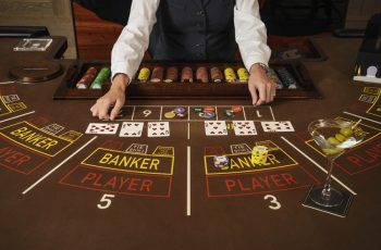 Những bí kíp xoay quanh trò chơi Baccarat thắng lớn