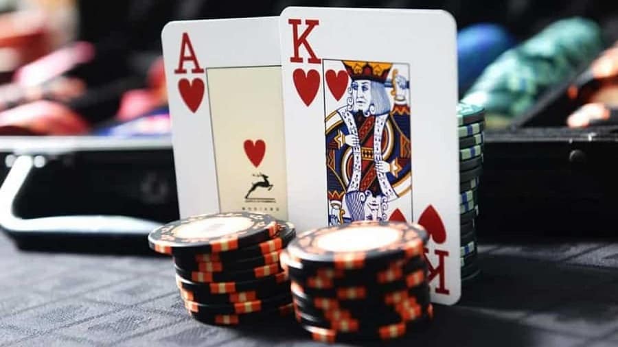 Nhung bi kip giu tien trong tro choi Poker nguoi choi nen biet Hinh 1