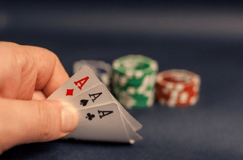 Kinh nghiệm chơi Poker dành cho người chơi trung bình