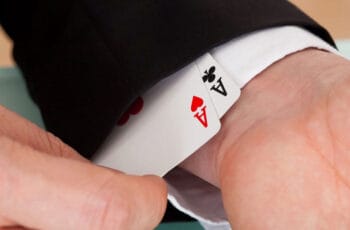 Thực hiện việc này để trở thành siêu cao thủ Poker