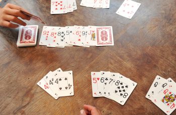 Định nghĩa về luật chơi bài trong tựa game Tiến lên miền Bắc