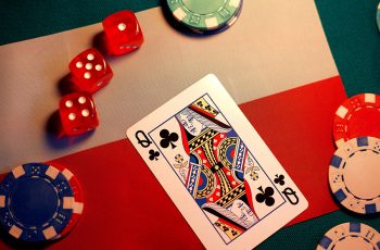 Hướng dẫn chơi Poker Hong Kong cho anh em tân thủ kiếm tiền