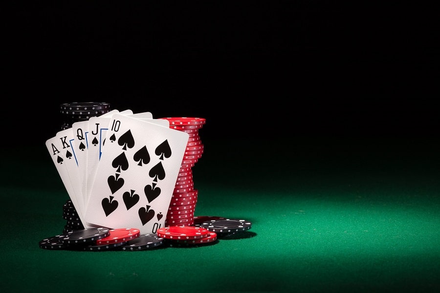 Đối thủ sẽ phải kính nể và e dè bạn với chiến thuật chơi Poker sau?