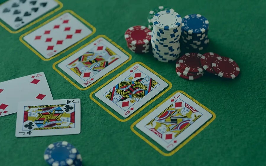 Lưu ý tới những điều sau để đảm bảo khi chơi Baccarat kiếm được tiền cho mình